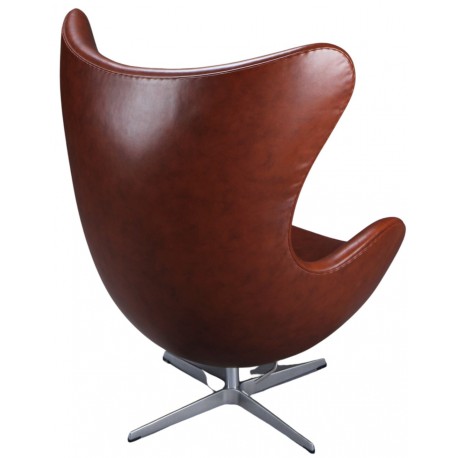 Arne Jacobsen. Fåtölj "The Egg" klädd i djupt cognacsfärgat semianilinläder